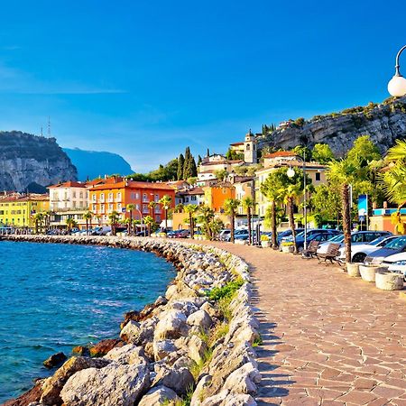 Il Giardino In Montagna Family Friendly- Happy Rentals Tenno Exteriör bild